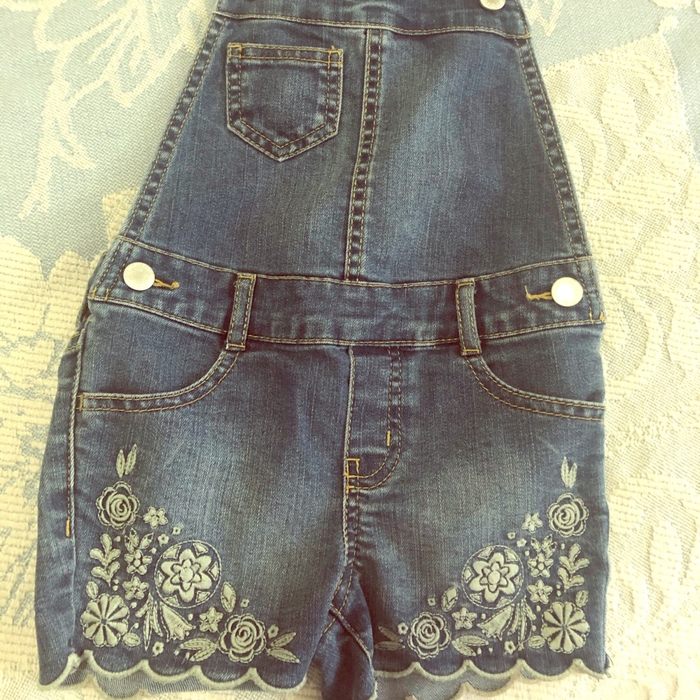 Osh kosh overalls with flower embroidered